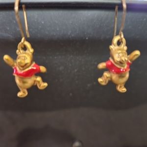 Vintage winnie the pooh gold earrings